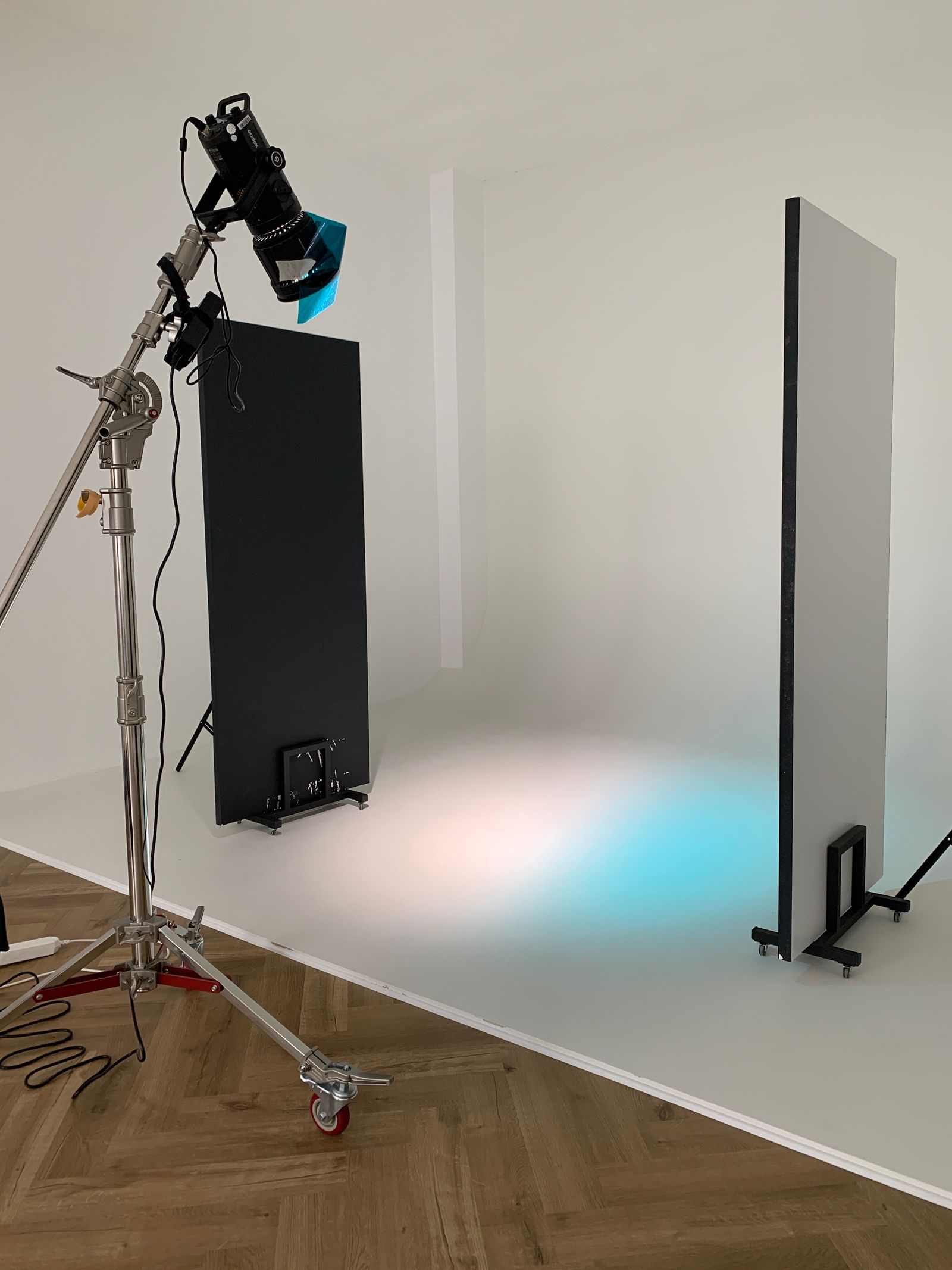 Studio lighting equipment